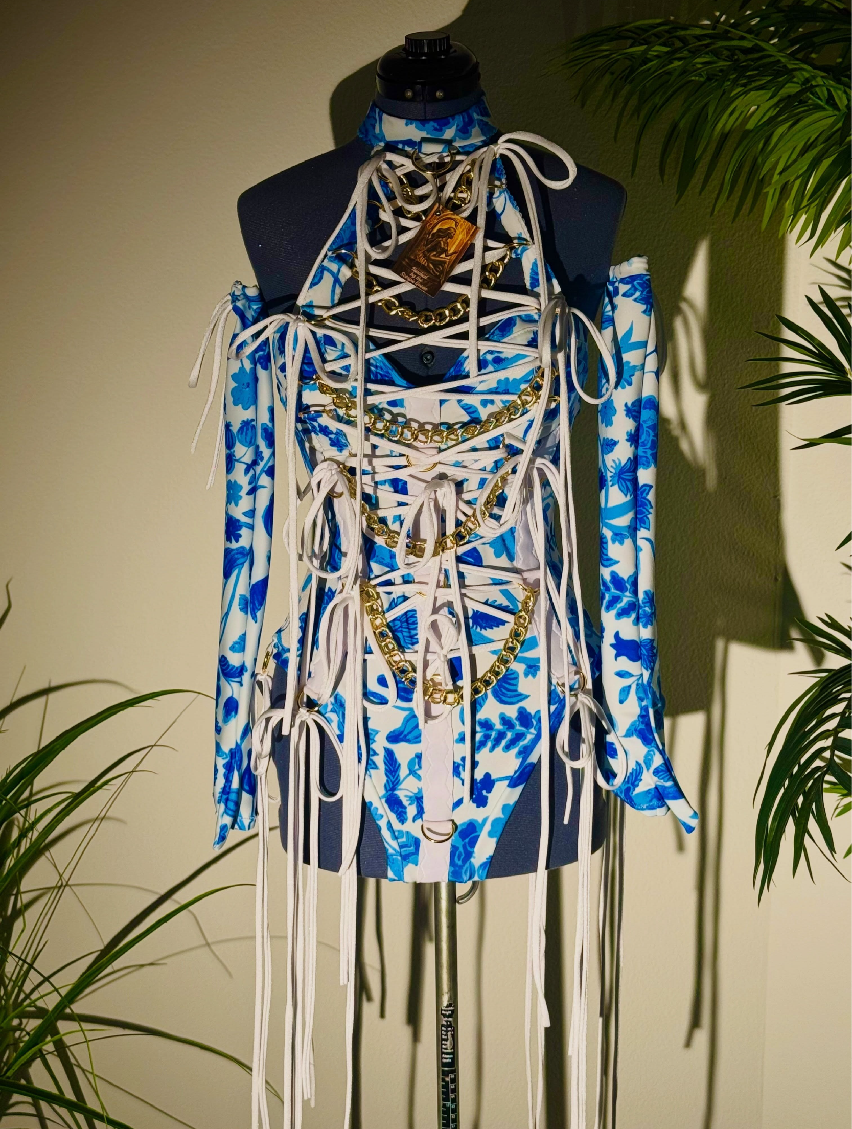 Blue Porcelain Fantasy Costume <br>Lace-Up Floral Print Set